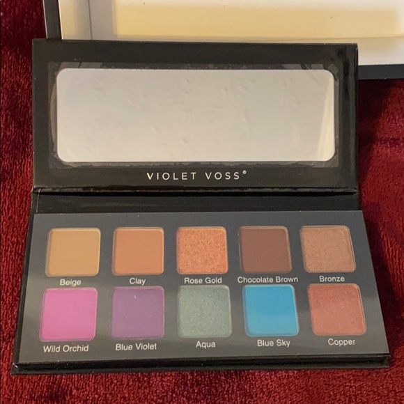 Violet Voss ESSENTIALS 2 EyeShadow Palette - Picture 5 of 13
